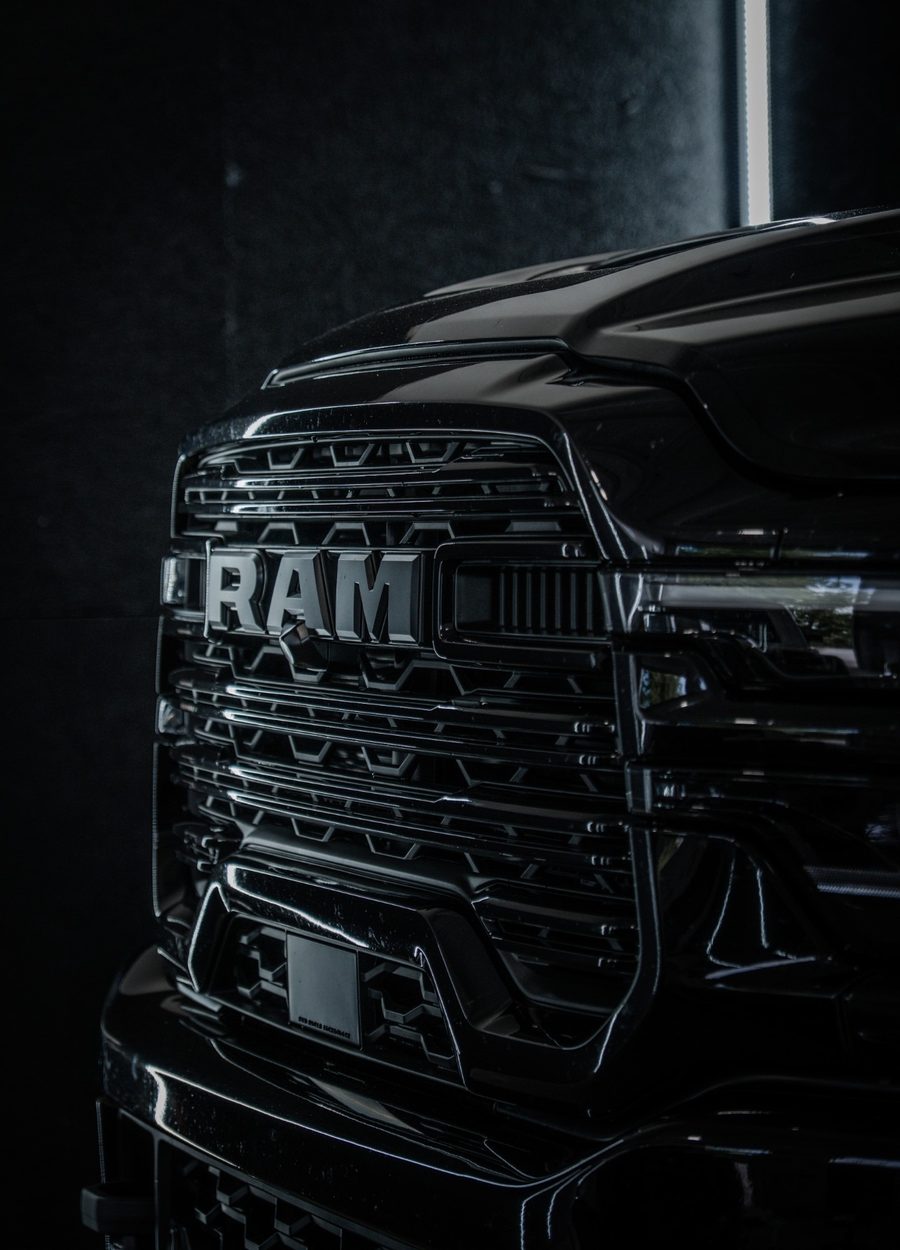 Front grille of a black Ram 2500