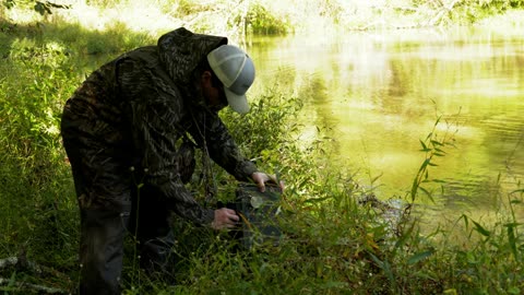Stake mount